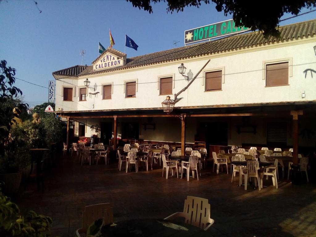 Hotel Restaurante Calderon 아르코스델라프론테라 외부 사진
