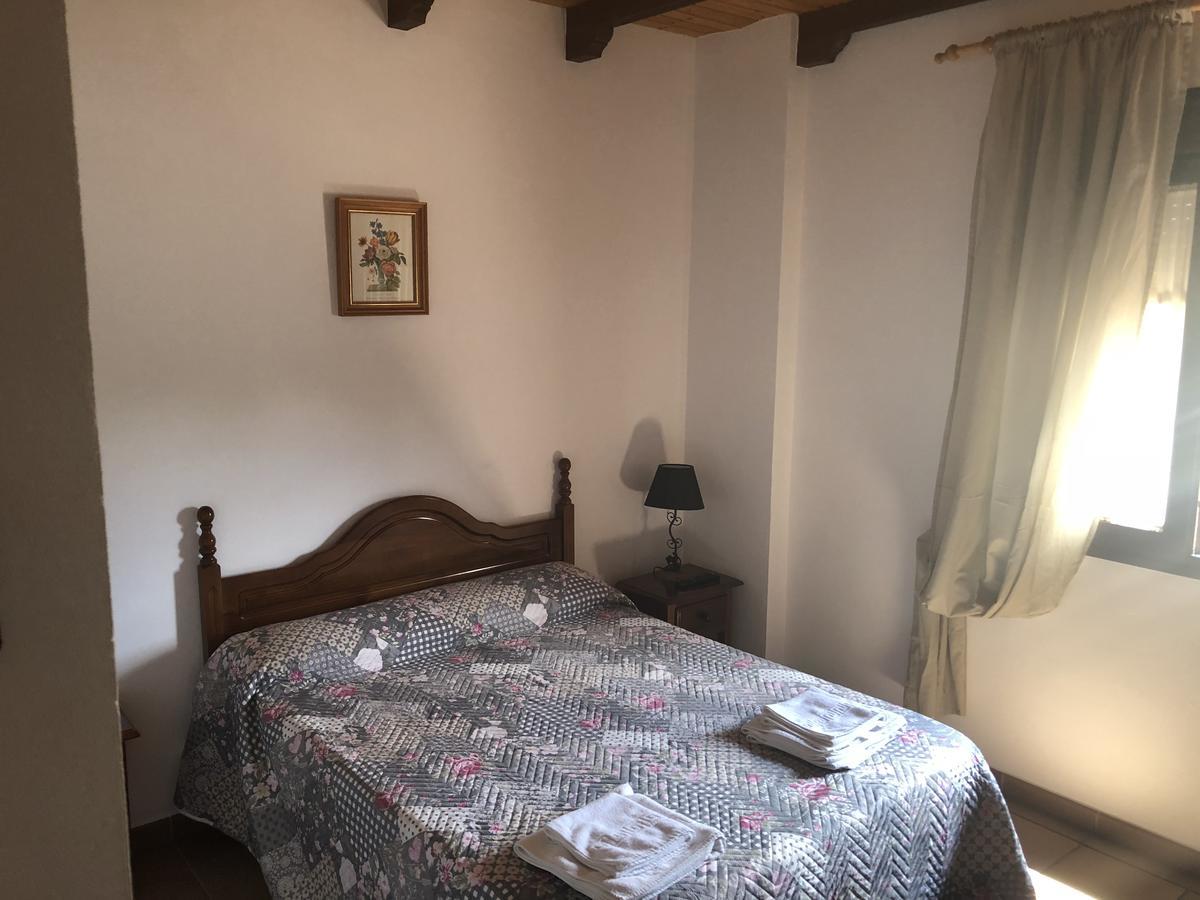 Hotel Restaurante Calderon 아르코스델라프론테라 외부 사진