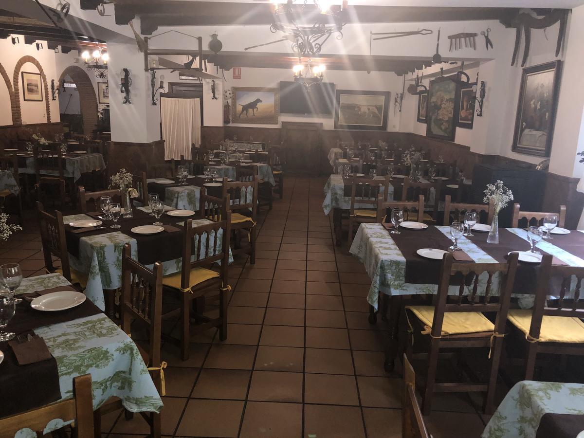 Hotel Restaurante Calderon 아르코스델라프론테라 외부 사진